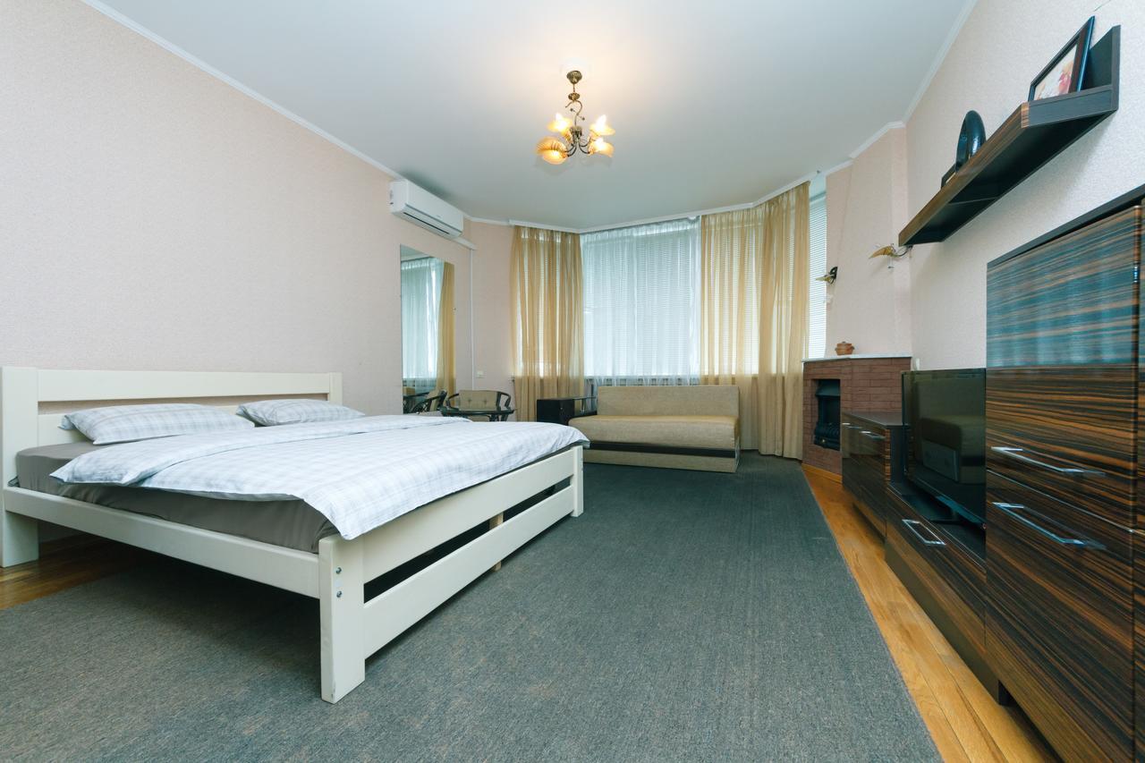 Apartment Poznyaky-Bazhana Kijów Zewnętrze zdjęcie