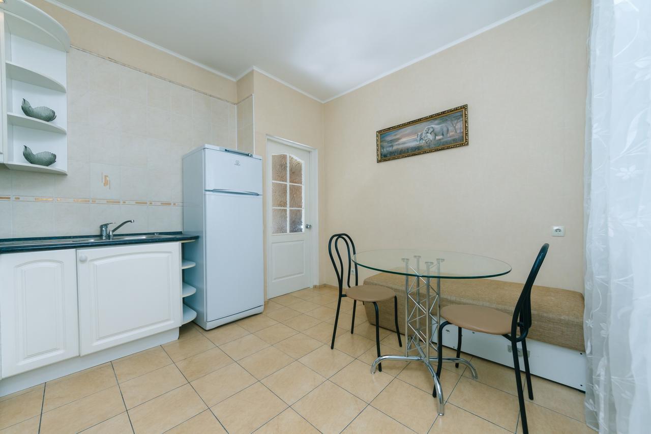 Apartment Poznyaky-Bazhana Kijów Zewnętrze zdjęcie
