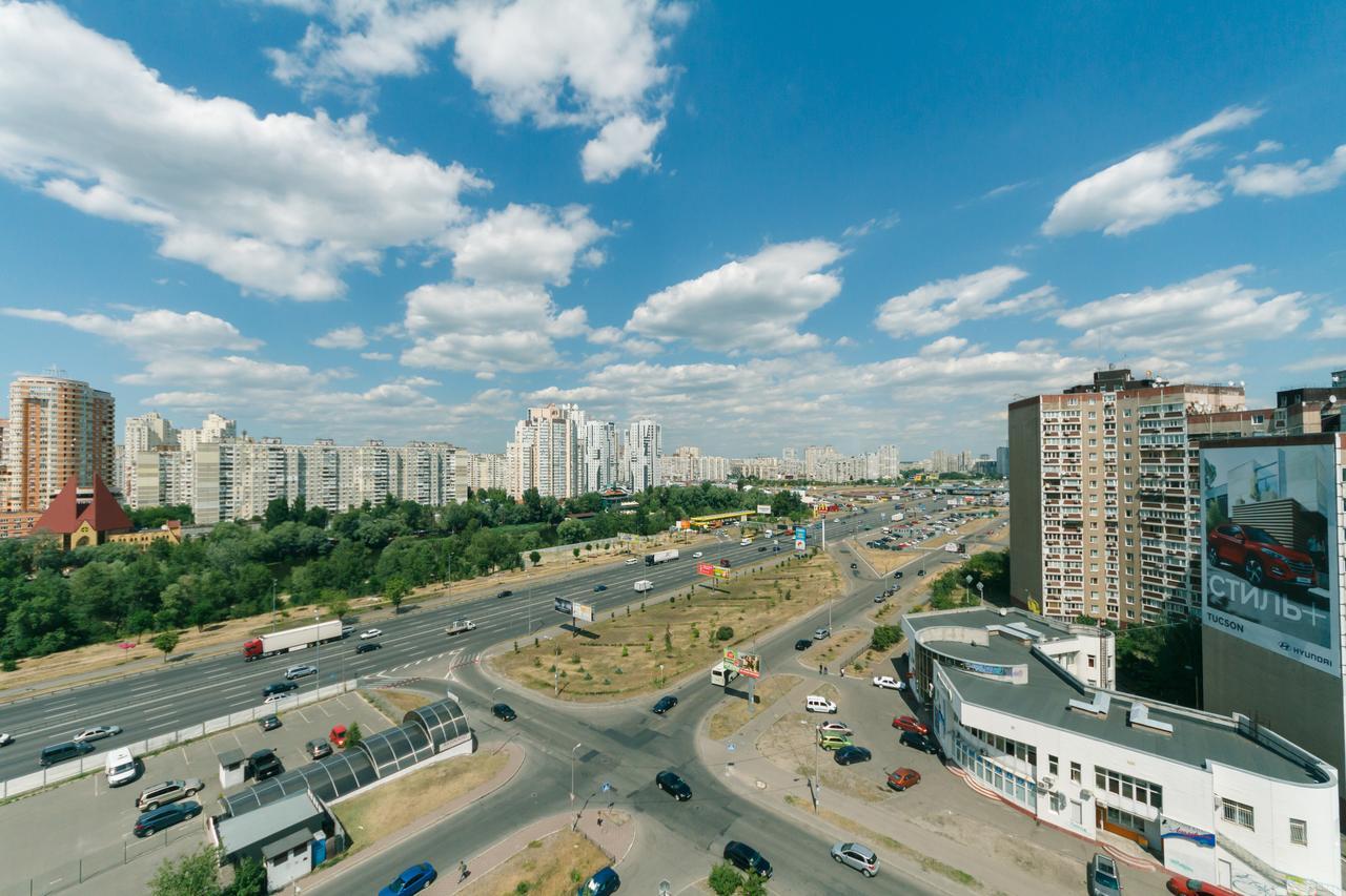 Apartment Poznyaky-Bazhana Kijów Zewnętrze zdjęcie