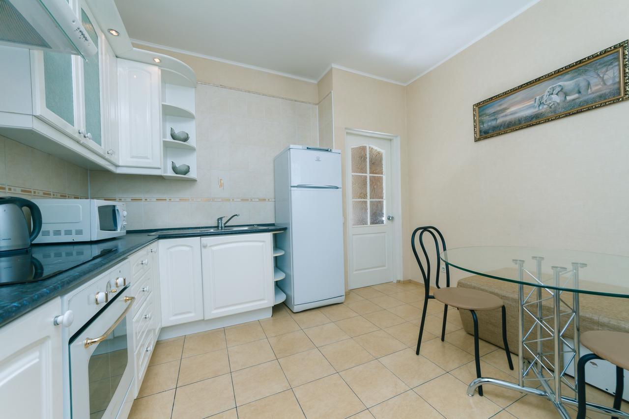 Apartment Poznyaky-Bazhana Kijów Zewnętrze zdjęcie